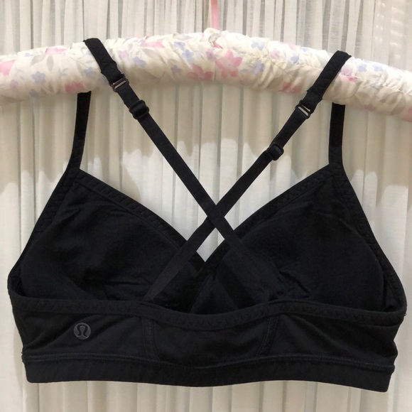 Lululemon * Hot Yoga: Eagle Bra * Size 4 - Picture 2 of 2